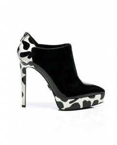o noua colectie de botine elegante