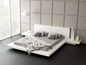 Varietati de paturi matrimoniale in oferta Henderson