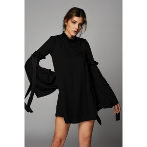 rochii de club scurte in trend