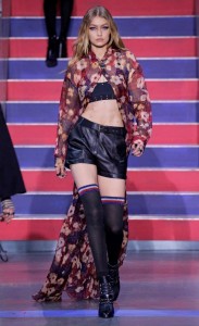 Gigi Hadid Look64