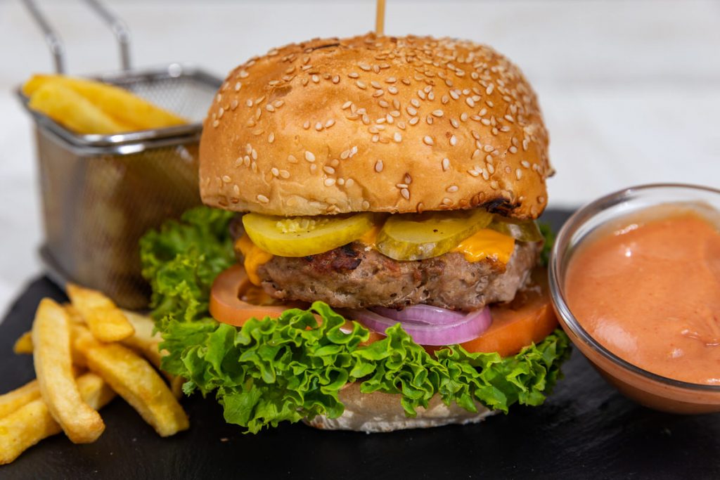 burger online de la restaurantul Tuku