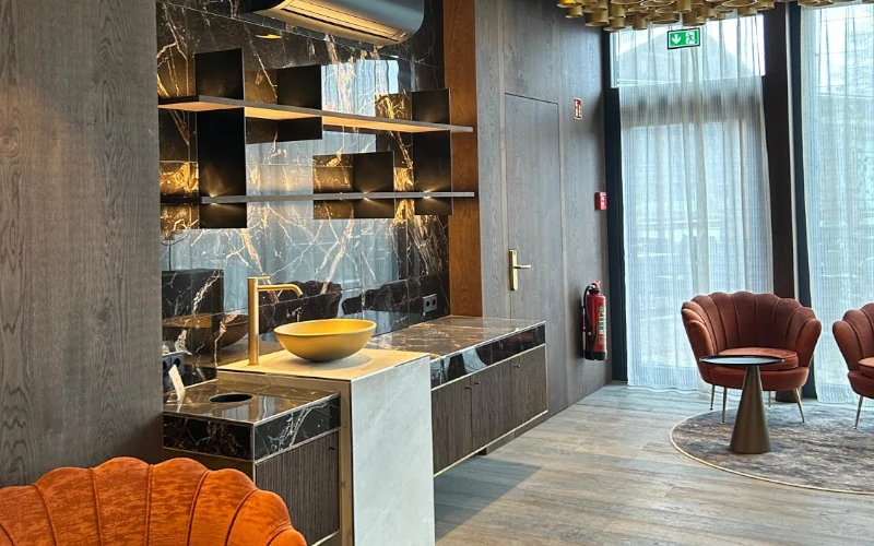 Producator geamuri si lambriuri din lemn